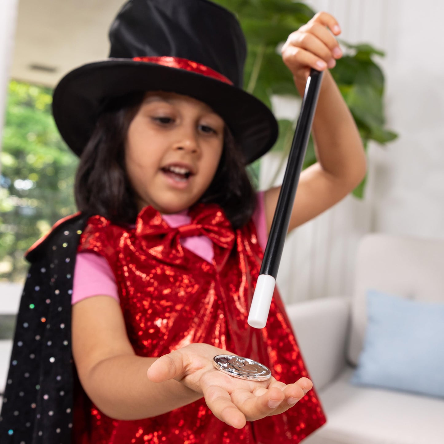 Melissa & Doug Magician Costume, Pretend Play Dress Up Set (8-Pc) Hat, Cape, Wand, & Accessories, Role Play Toys for Kids 3+