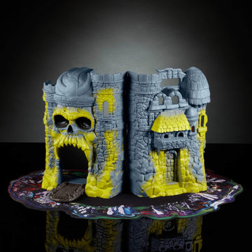 Masters of the Universe Vintage Castle Grayskull Playset with Display Mat & Spaceman Figure, Jawbridge & Other Features & Accessories (Amazon