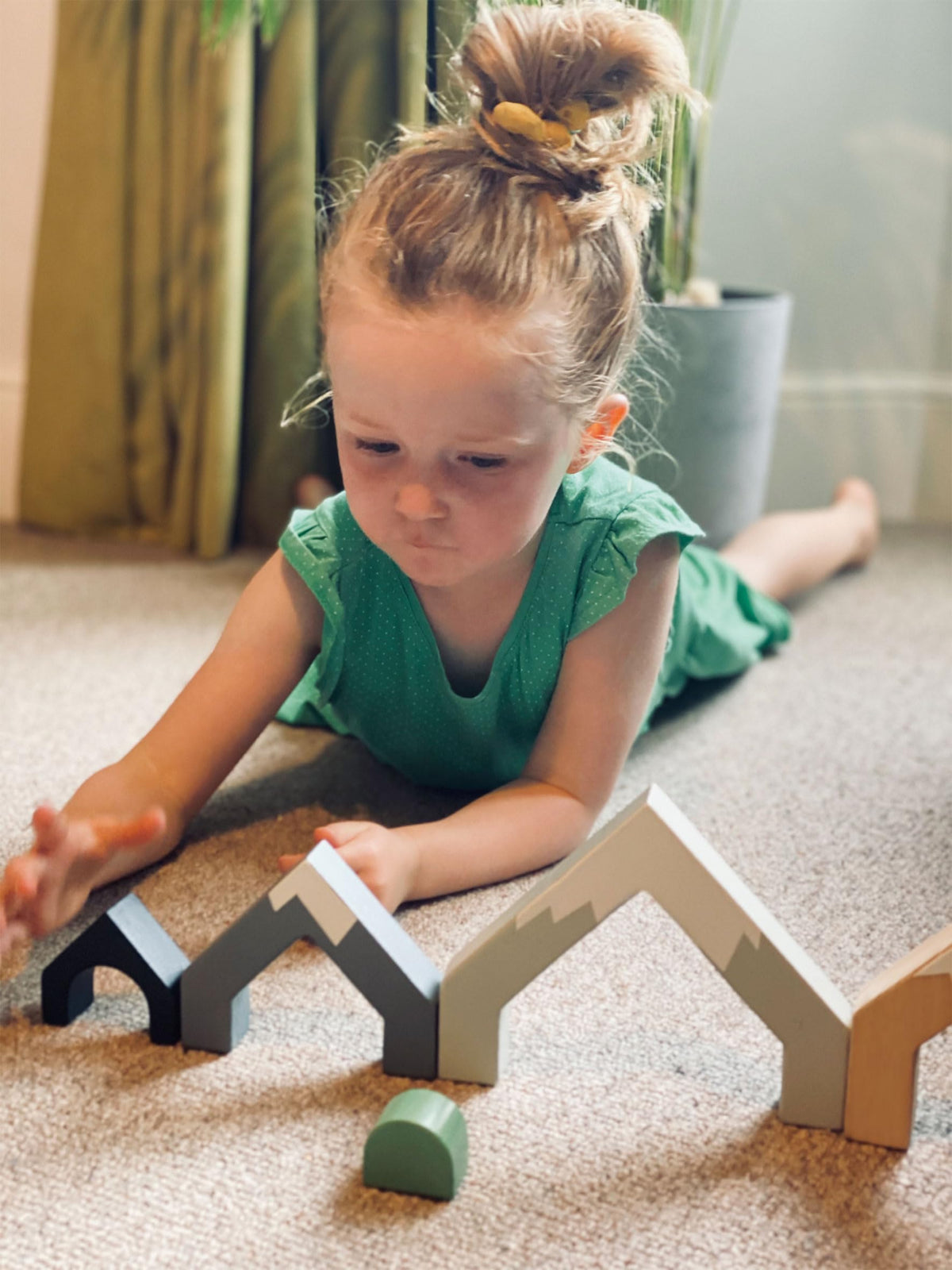 Tender Leaf Toys - Mountain Pass Stack - Stacking Train Tunnel Toy Set for Children - Develop Fine Motor Skills and Creativity for Age 3+