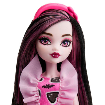 Monster High Draculaura Doll Features 10+ Flexible Joints for Girls Ages 4 and Up