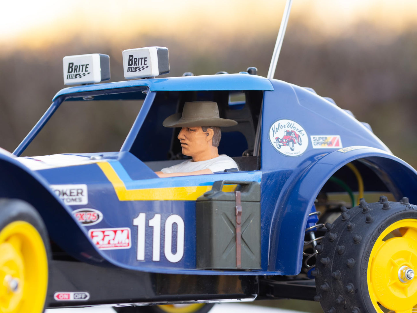 Tamiya 2010 DT02 RC Holiday Buggy