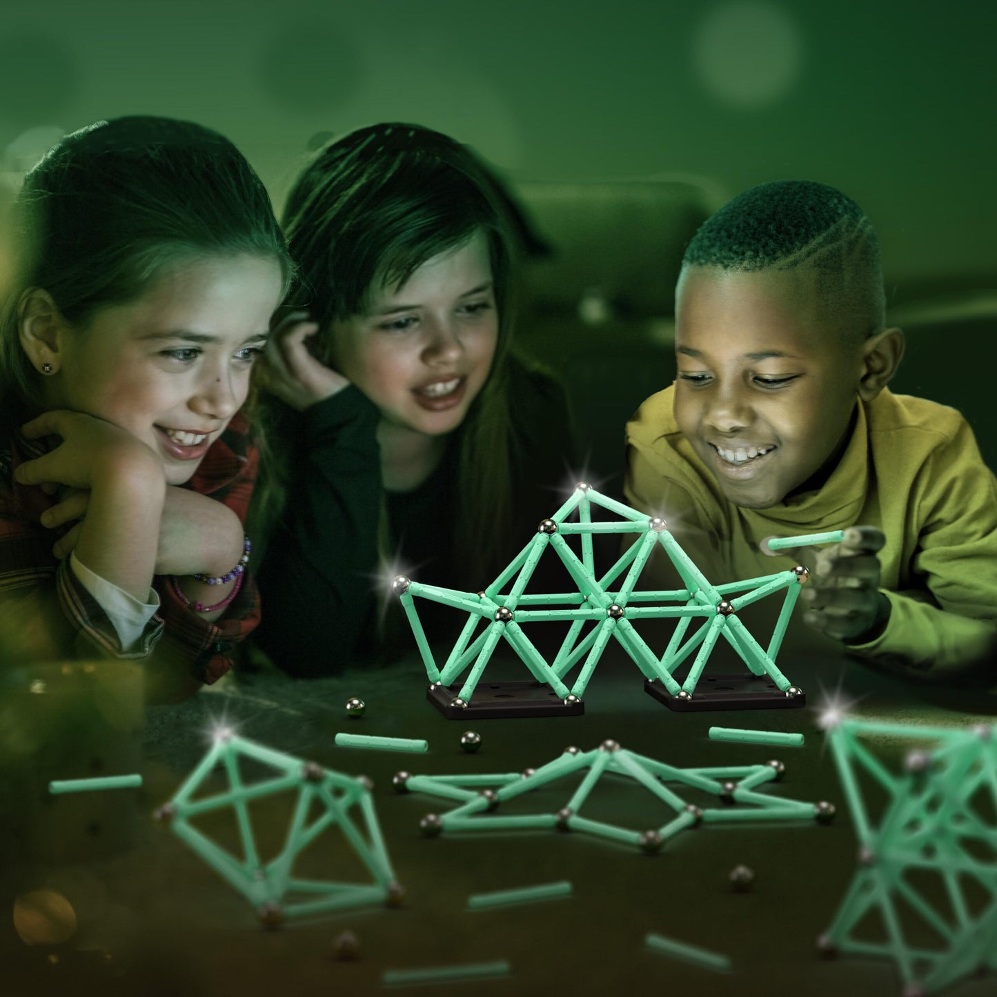 Geomag, Glow Recycled, Magnetic Constructions with Glow Effect, Magnetic Bars Glowing in The Dark, 25-Piece Pack, 100% Recycled Plastic