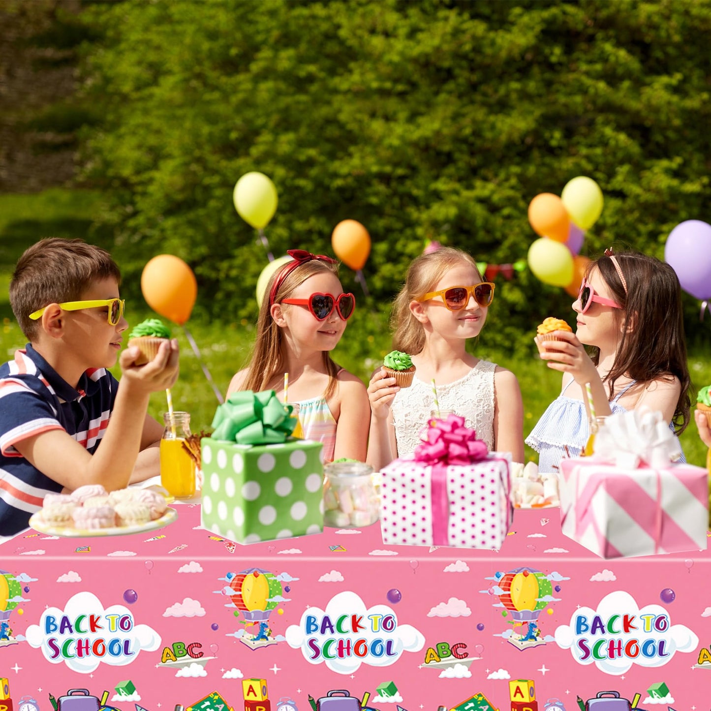 EUVBOKW 2 Pack Back to School Tablecloths, Pink and Blue