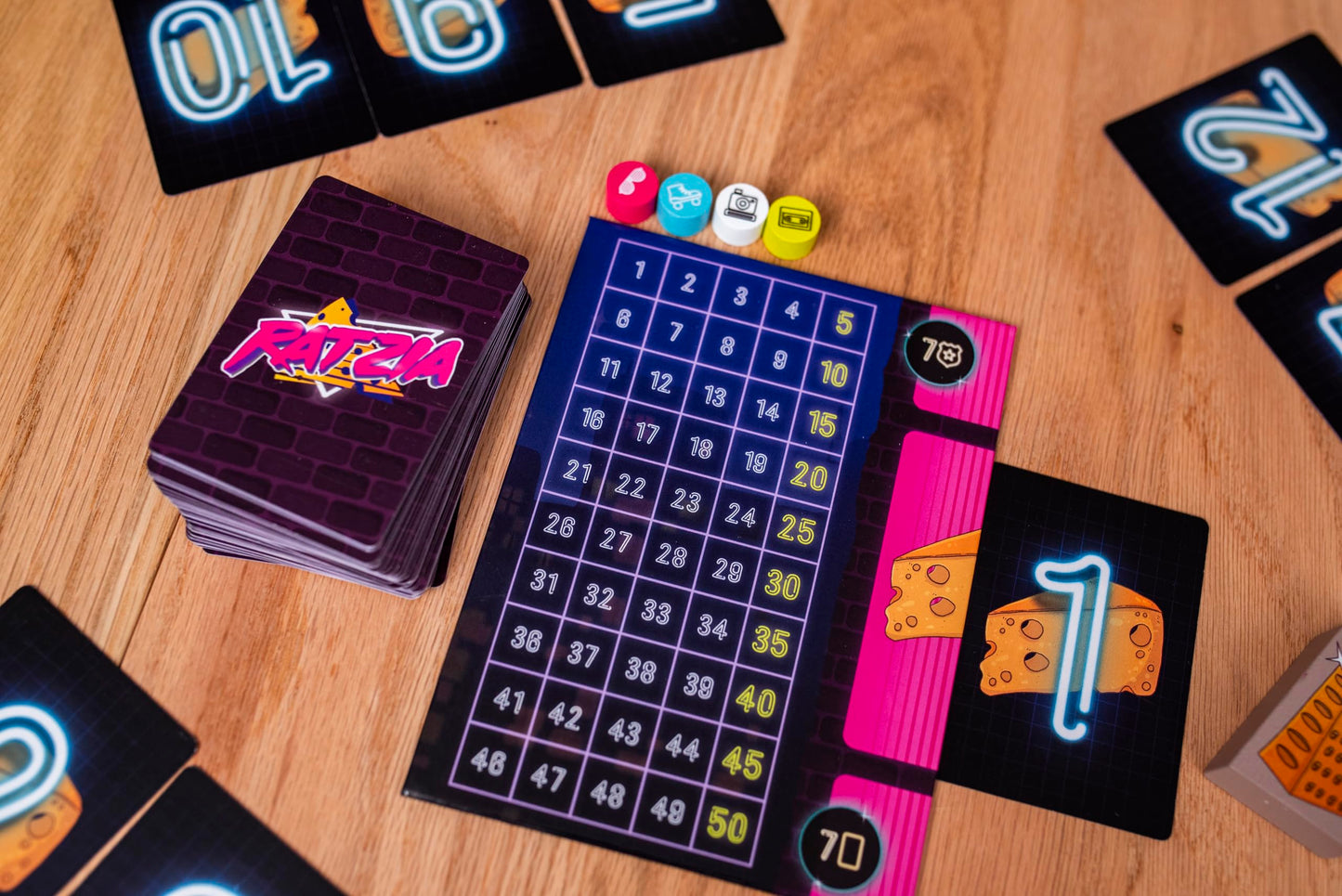 25th Century Games Ratzia - Auction & Gangster Card Game by Reiner Knizia Ages 12+ | 2-5 Players | 45 Min