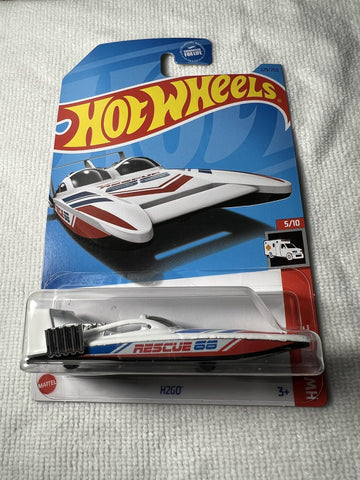 Hot Wheels H2GO Red and White Boat 1:64 Scale 1.5 x 4.5 x 6.5 inches 3+ Years Unisex Adults