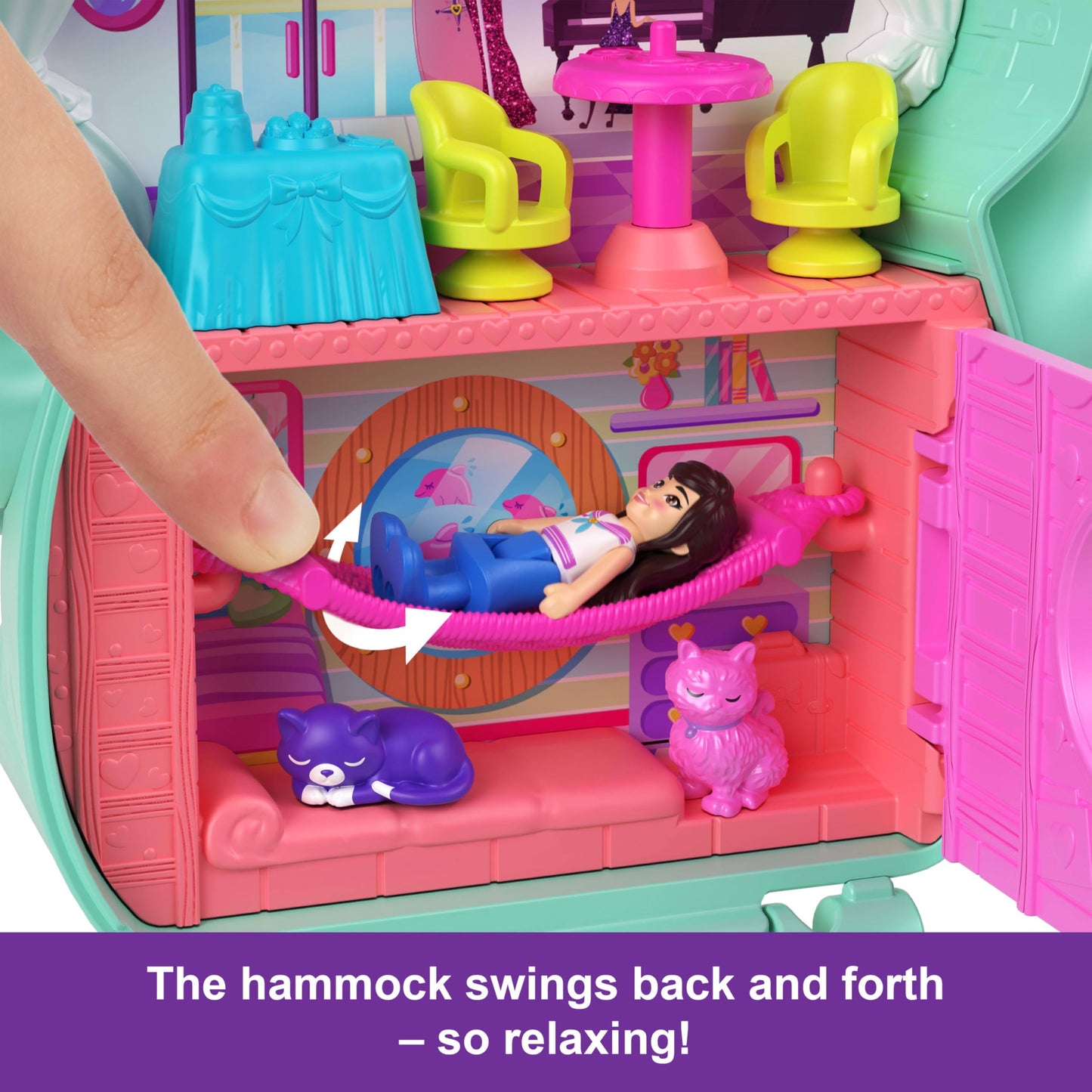 Polly Pocket Dolls and Playset, Set Sail Kitty Compact, Travel Toy with 1 Micro Doll, Pet Cats, Food & Fashion Styling Accessories