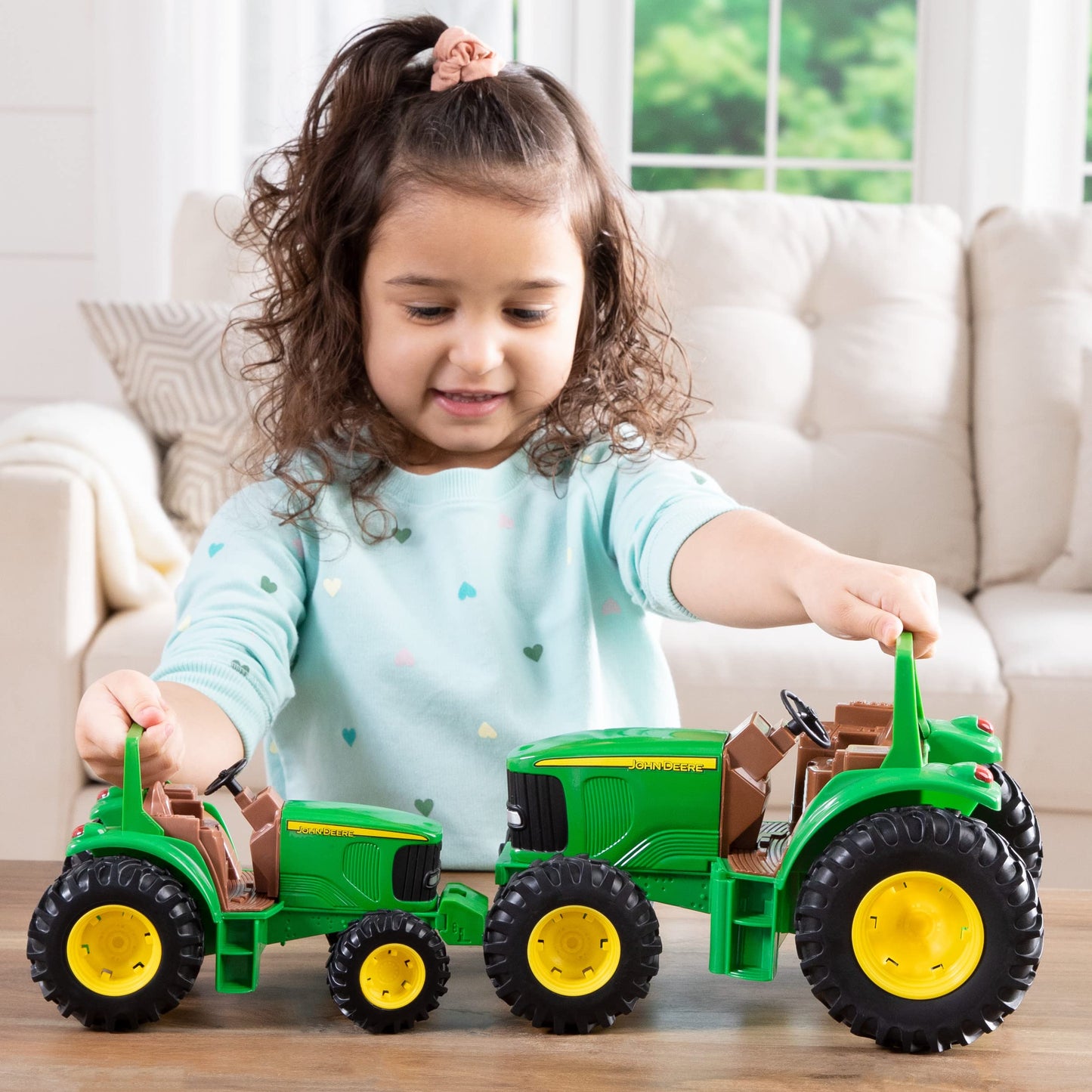 TOMY John Deere Sandbox Tough Tractor Toy - 1:16 Scale -11 Inches - Sandbox Toys - Outdoor Toys for Kids 3 Years and Up