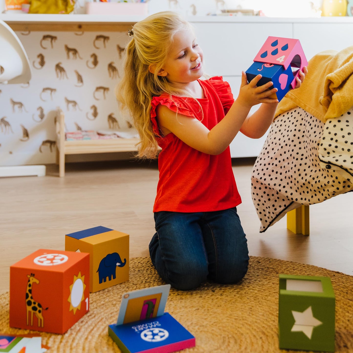 SmartGames Peek-A-Zoo Learning Game with 48 Challenges - Educational Stacking Puzzle Toy for Ages 2+