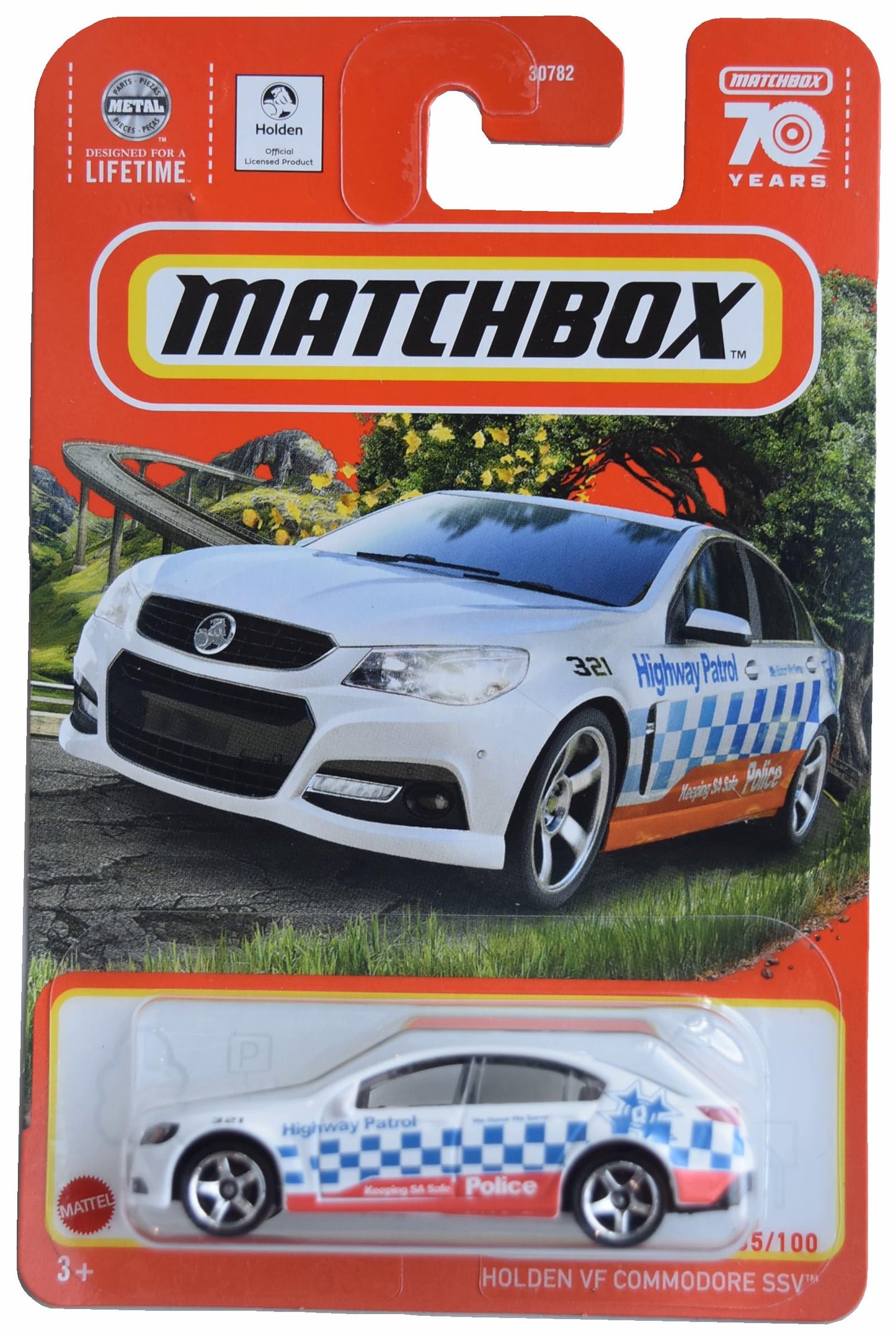 Matchbox Holden VF Commodore SSV, White 35/100 Police Highway Patrol, 1:64 Scale, Unisex, 3+