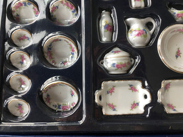 1/12 Scale Lot 42 Dollhouse Miniatures Chinese Peony Flower Porcelain Set; Doll House Soup Tureens Bowls vases Set