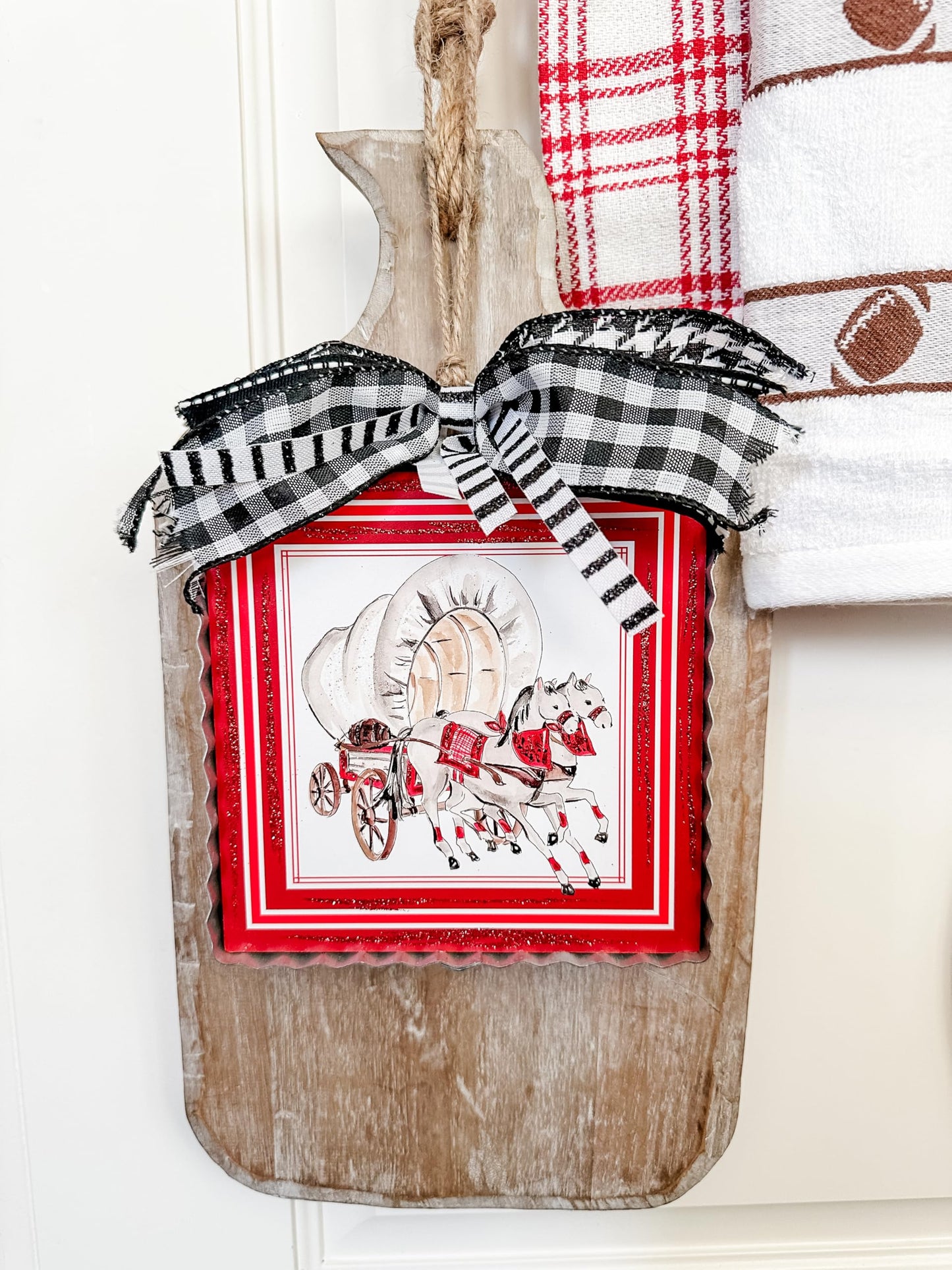 The Round Top Collection - Gameday (The Round Top Collection - Mini Beck's Covered Wagon)