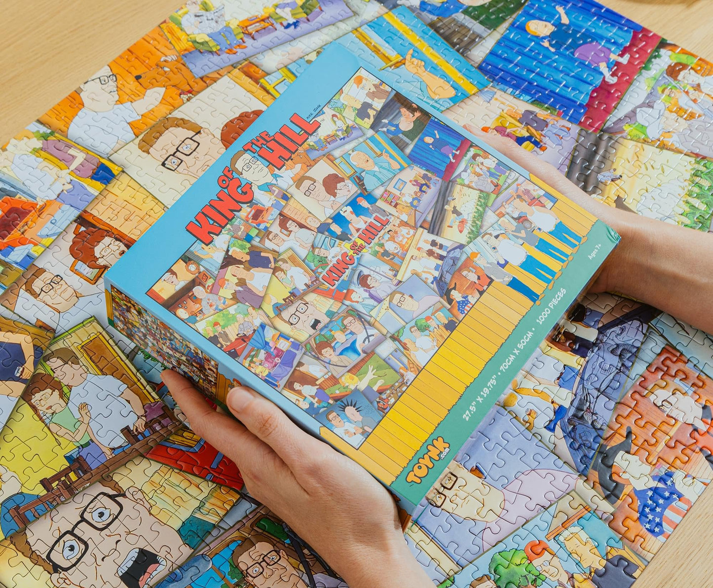 King of The Hill 1000-Piece Jigsaw Puzzle Activity | 28 x 20 Inches
