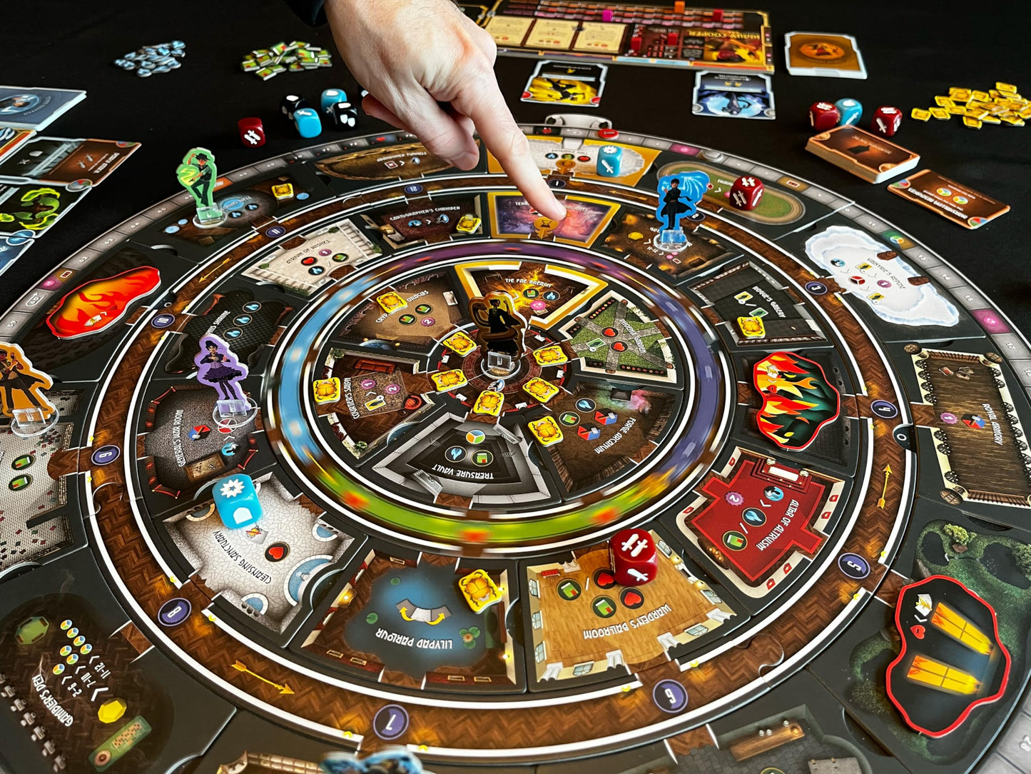 Greyridge Games | Weirdwood Manor |Cooperative Board Game of Adventure & Strategy | Battle Monsters in The Manor | Ages 12+ | 1-5 Players | 90-120