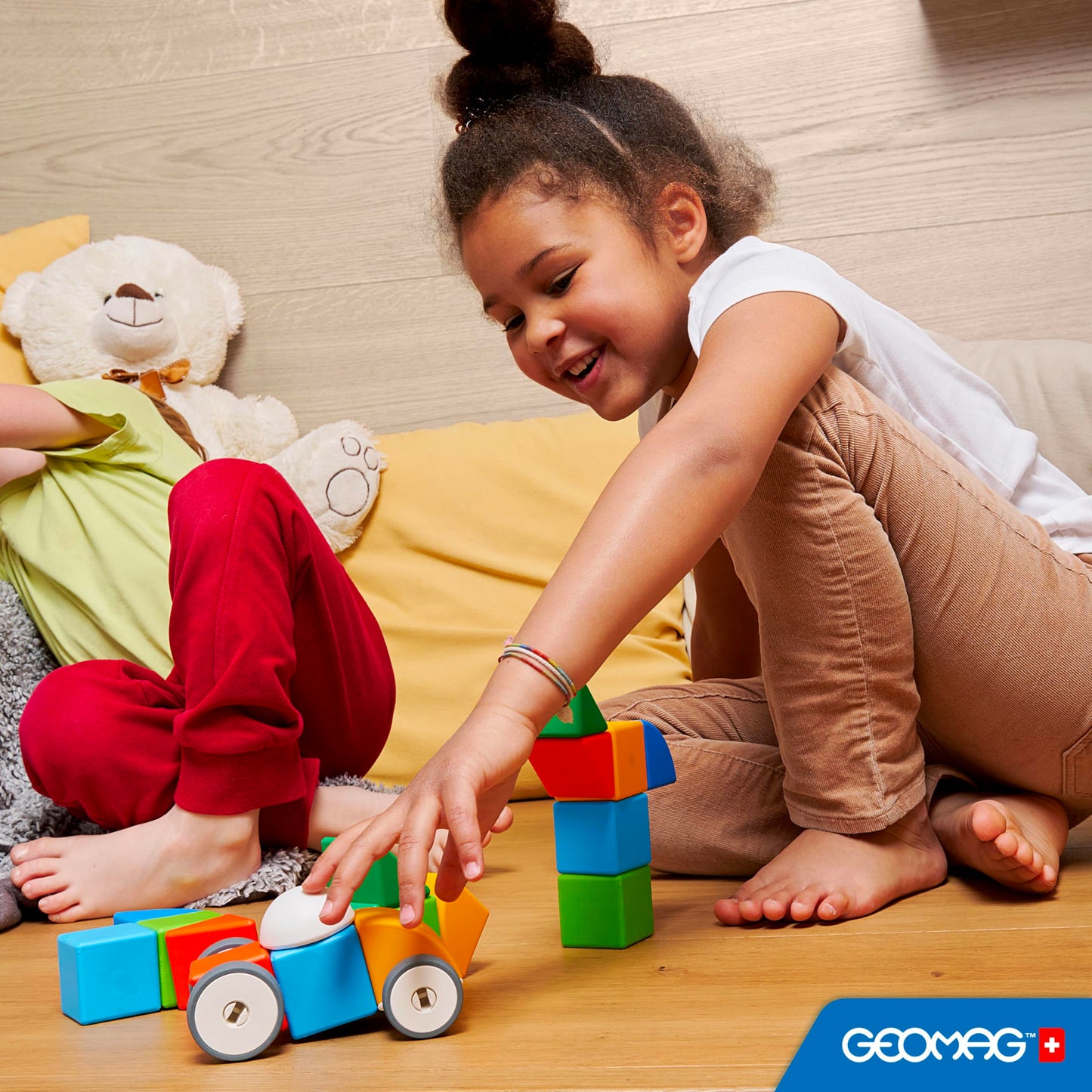 Geomag Magicube Magnetic Blocks for Toddlers Ages 1-5 | Swiss-Made STEM Building Toy Sets | Multiple (MAGICUBE_32PCS)
