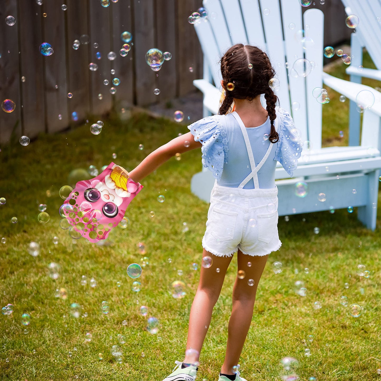 Bubble Wow Starter Pack by ZURU (Includes Big-A-Bubbles Blaster, 5 x Glove-A-Bubbles + 2 L Bubble Solution)