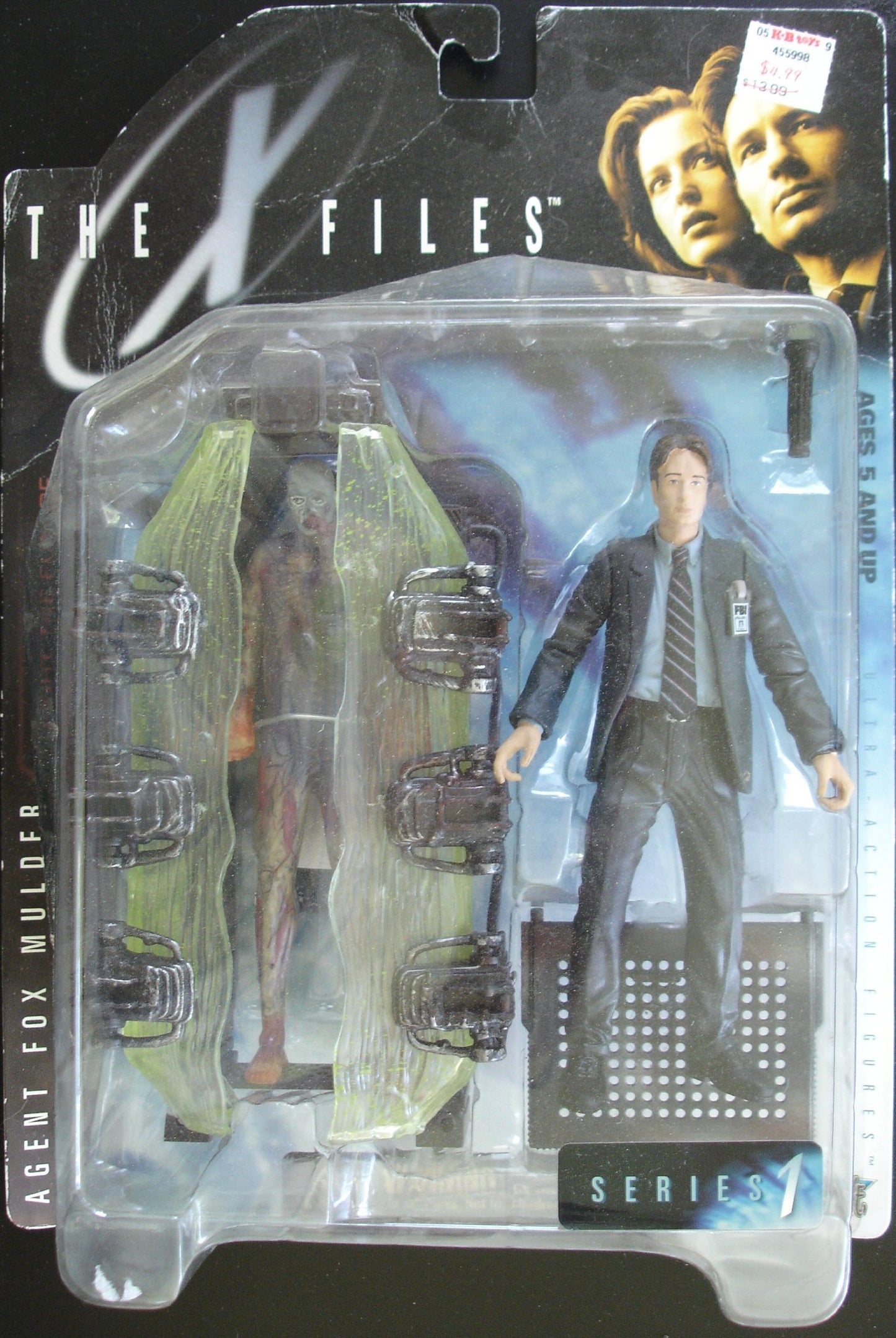 X FILES AGENT FOX MULDER SERIES 1 WITH MUMMY AND CRYPT