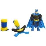 DC Super Friends Batman Throwing Action