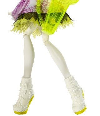 Monster High Ghoul Sports Spectra Vondergeist Doll