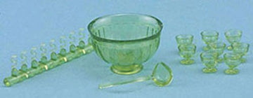 Dollhouse Miniature Chrysnbon Punch Set in Green
