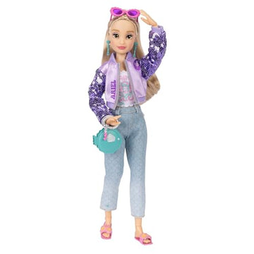 Disney ILY 4EVER Fashion Dolls Ariel 11.5" Tall with 13 Points of Articulation, Two Complete Mix-and-Match Outfits and Mickey Ring for You!