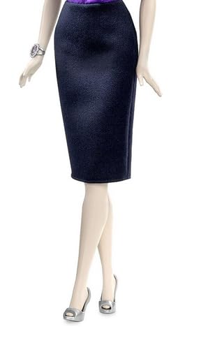 Barbie Mattel Collector The Twilight Saga: Breaking Dawn Part II Esme Doll