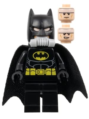 LEGO DC Superheroes: Batman Minifigure with Jet Ski and Bat-a-Rang