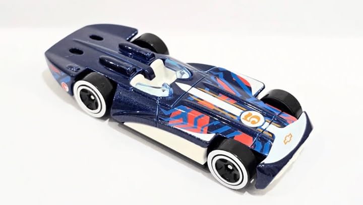 Hot Wheels Chevroletor Treasure Hunt Track Aces, Chevrolet Die-Cast Car, 1:64 Scale, Blue