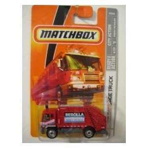 Mattel Matchbox 2008 MBX City Action 1:64 Scale Die Cast Metal Car #46 - 08 Garbage Truck RED NEW BED LLA