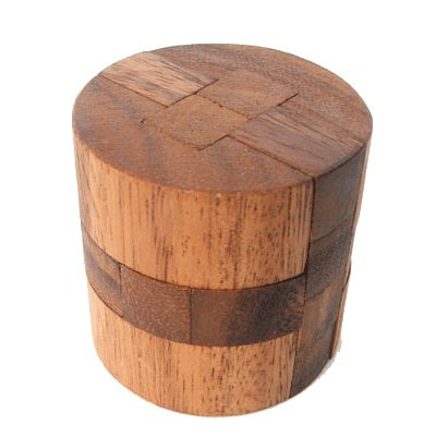 Round Diamond Brain Teaser Wooden Puzzle