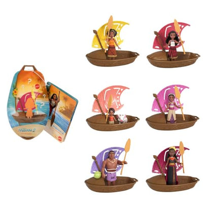 Mattel Disney Moana 2 Wayfinder Wonders Toy Set with Surprise Small Doll, Canoe & Accessory, Inspired by The Movie (Styles May Vary)