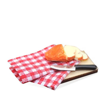 1 Set 1/12 Miniature Bread on Board Dollhouse Decoration Accessories Dollhouse Scale Kitchen Miniature Bread (1.7x1.2x0.5 inch)
