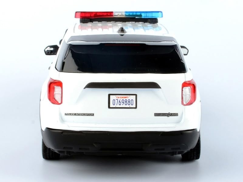 MOTORMAX 1/24 Scale 2022 Explorer Police Interceptor Utility Light & Sound 79541 White