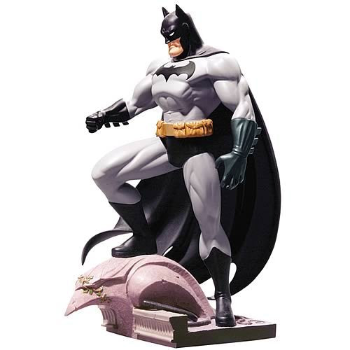 DC Batman Jim Lee Mini Statue 2