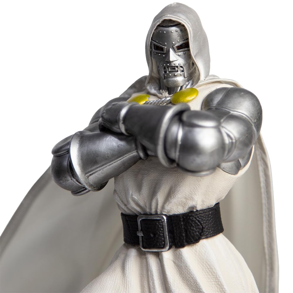 McFarlane Marvel Collection 1/6 Statue Doctor Doom (Doctor Doom #1) Future Foundation (Gold Label) 30 cm