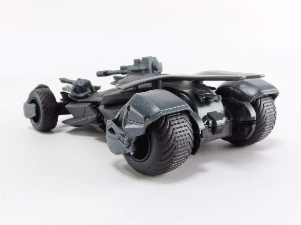 Jada Toys DC Comics Justice League Batman & Batmobile 1:32 Die - Cast Vehicle with Figure