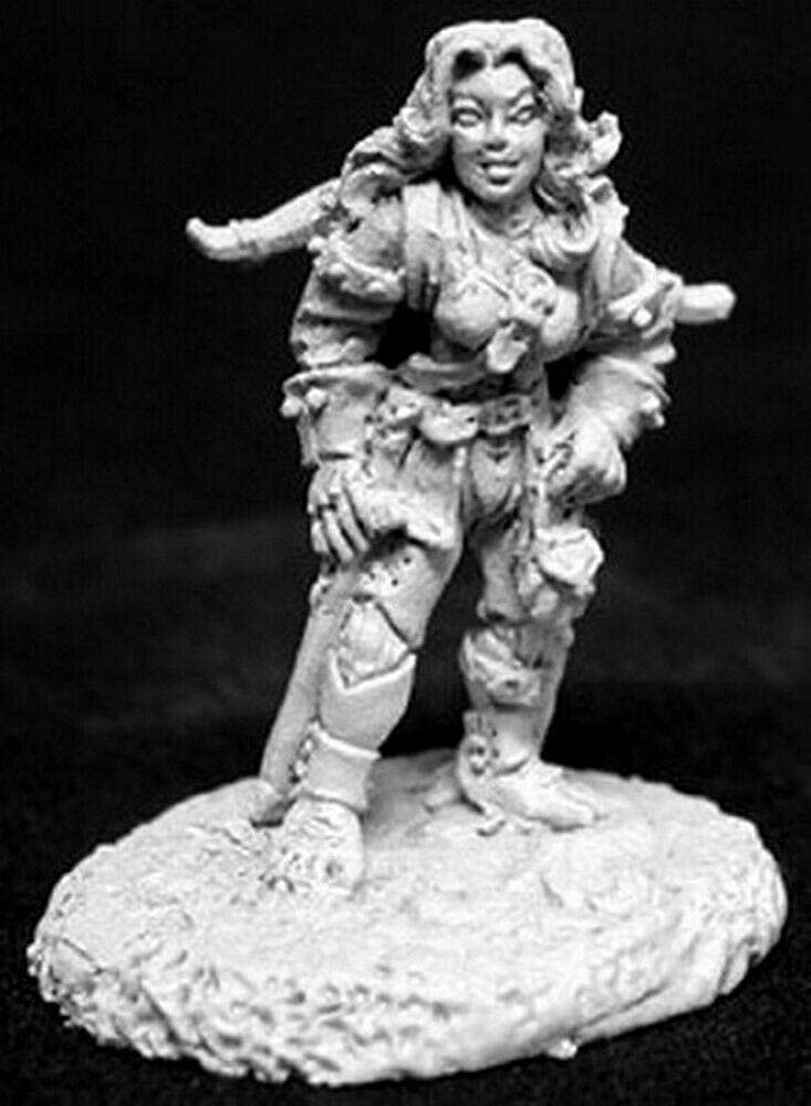 Elia Shadowfeet, Female Halfling Thief