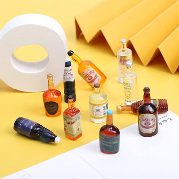 Borsgye 40 PCS Miniature Beer Bottles Mini Wine Drinks Glass Model Mixed Sets Simulation Instant Pretend Model Scene Resin Charms for Handcraft