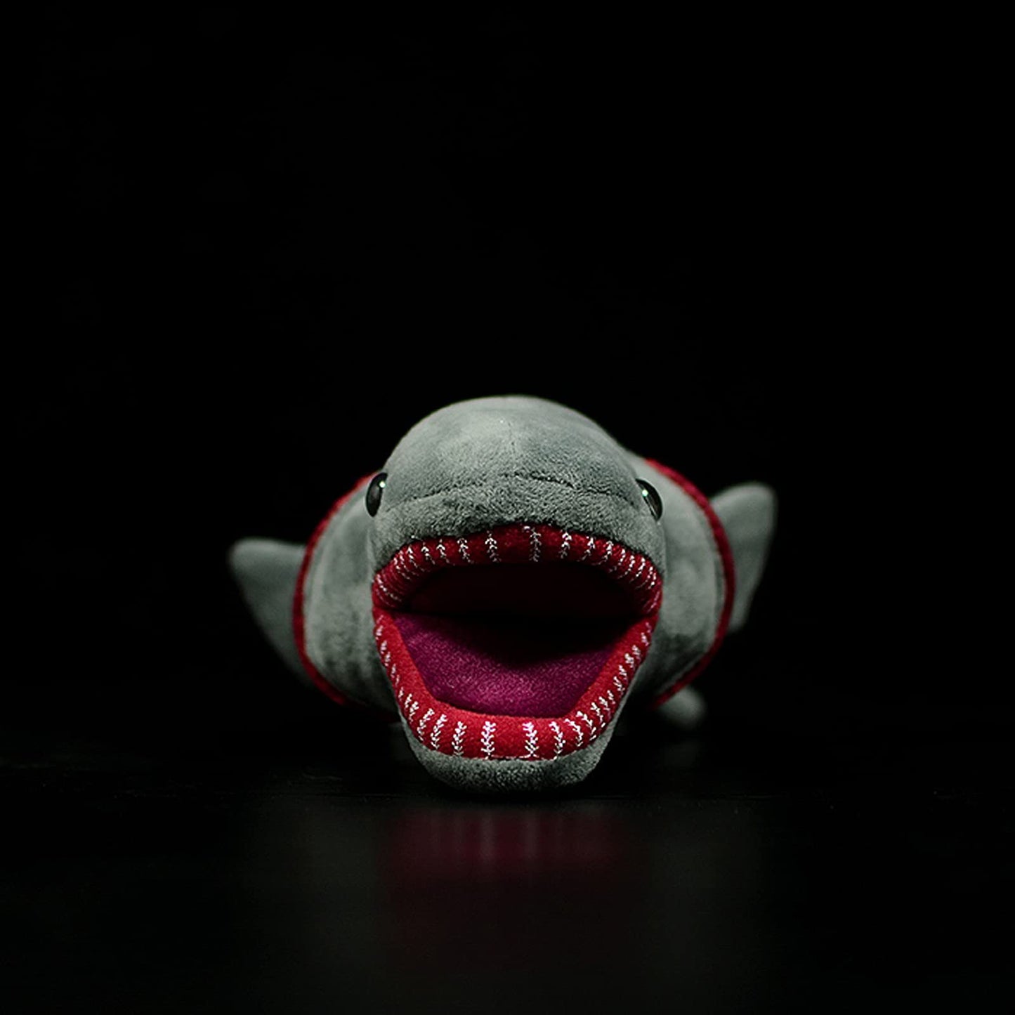 Frankiezhou Home Realistic Frilled Shark Plush Toy - Simulation 20.5" Grey Lifelike Frilled Six Gill Shark Stuffed Toys, Super Soft Sea Creatures