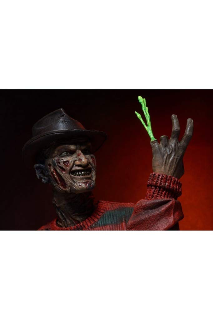 NECA - Nightmare on Elm Street - 7" Scale Action Figure - Ultimate Freddy