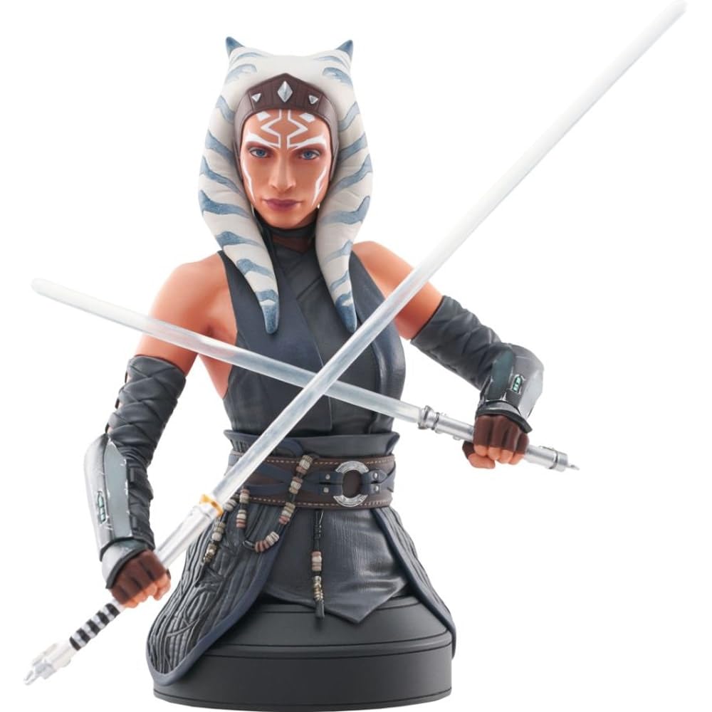 Diamond Select Toys Star Wars: The Mandalorian: Ahsoka Tano 1:6 Scale Bust,Multicolor 7 inches
