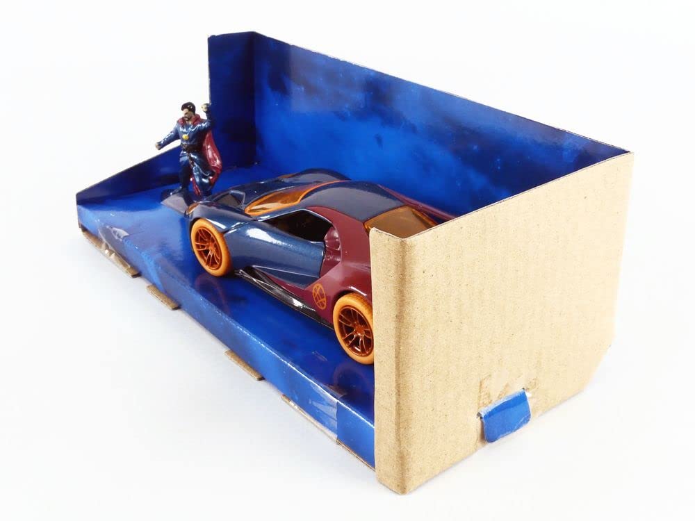 Jada Toys Marvel 1:32 2017 Ford GT Die-cast Car with 1.65" Dr. Strange Figure, Toys for Kids and Adults