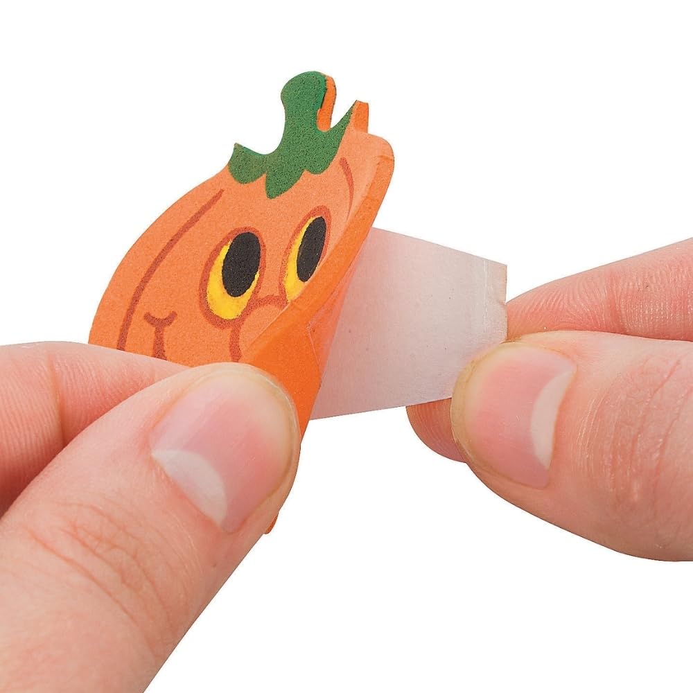 Fun Express 2020 Dated Pumpkin Patch Picture Magnet Craft Kit - Makes 12 - Fall and Halloween Crafts for Kids