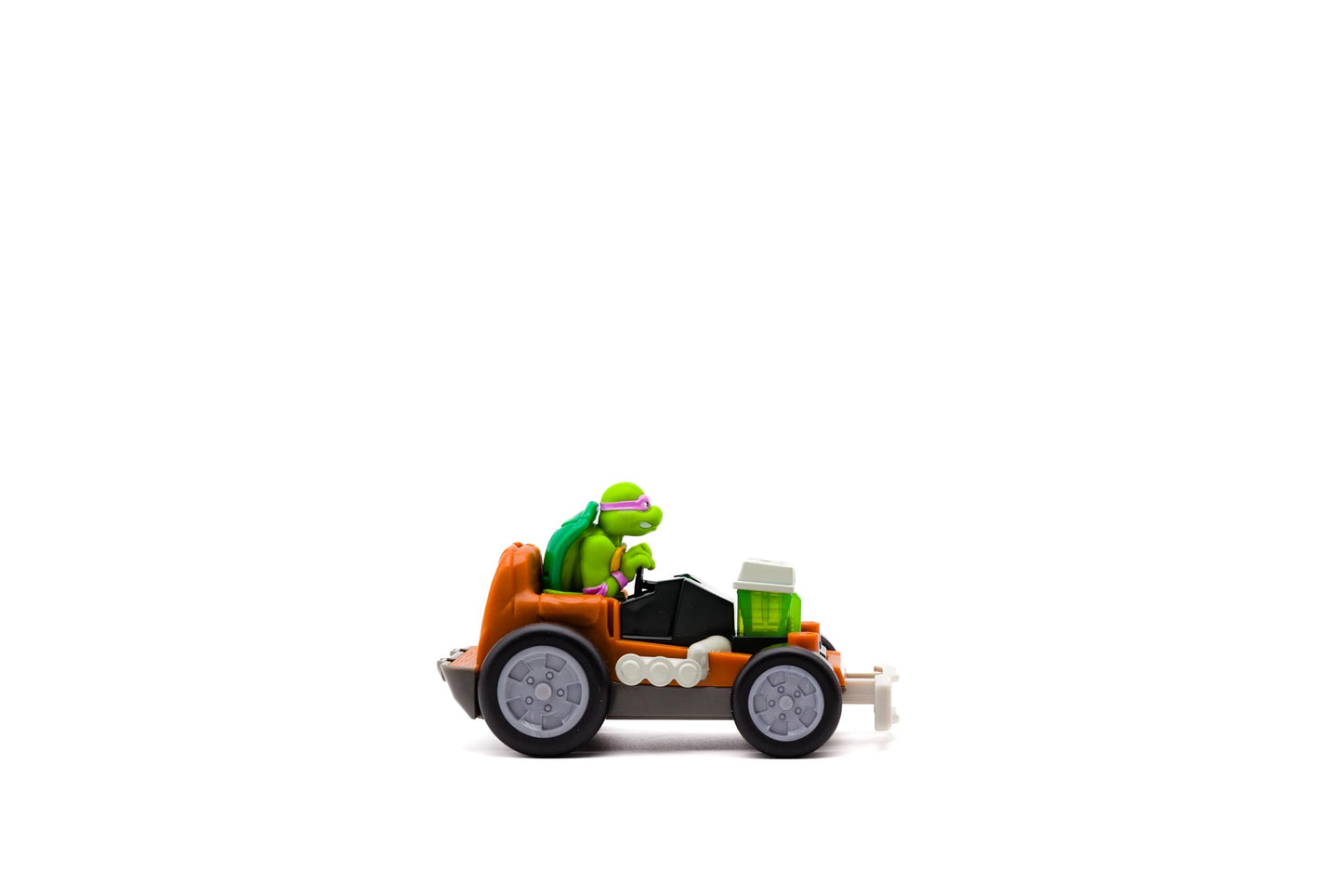 Teenage Mutant Ninja Turtles Toy, Donatello Shell Smashers, Light-Up Rev-Up Crash Vehicle with Smash & Reveal Action, Classic Edition, for Kids Ages