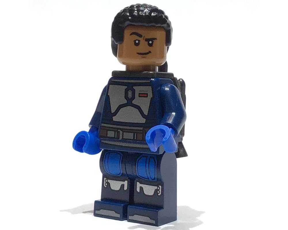 LEGO Star Wars: Mandalorian Pilot Minifigure with Blaster and Rangefinder