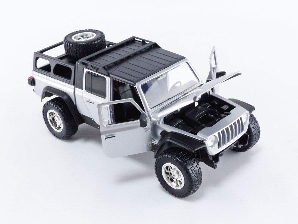 Jada Toys Fast & Furious F9 1:24 2020 Jeep Gladiator Die-cast Car, Toys for Kids and Adults