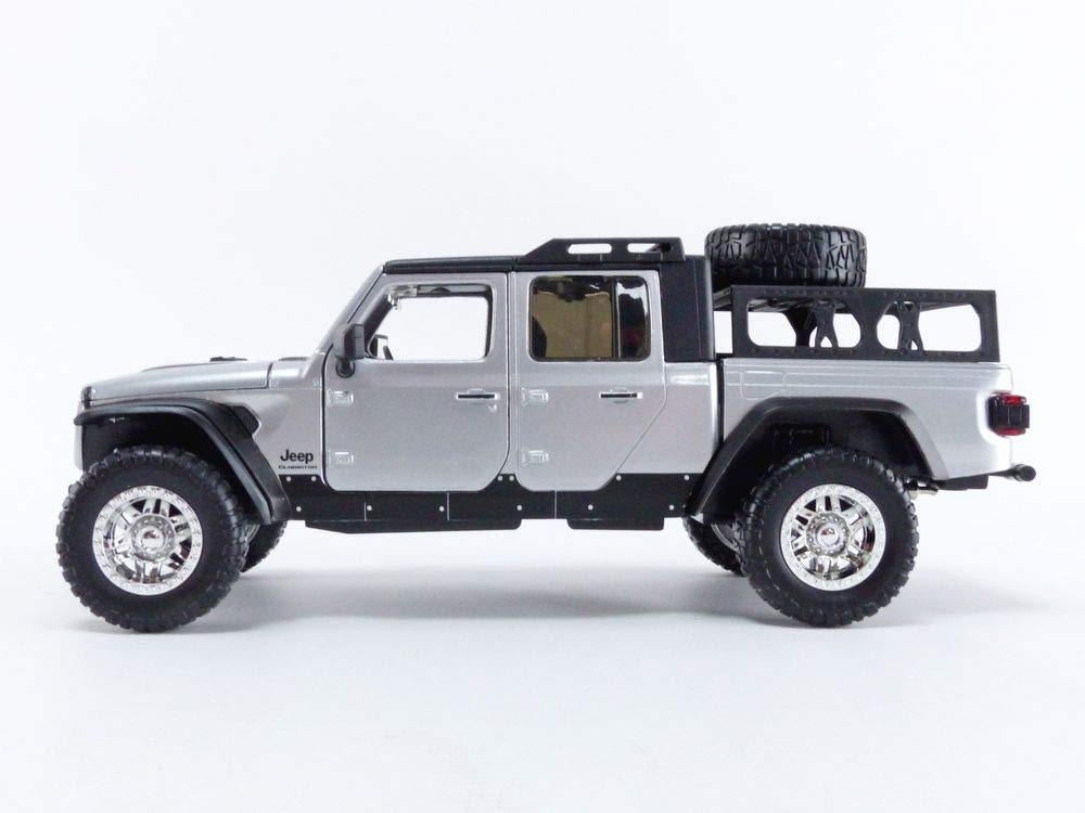 Jada Toys Fast & Furious F9 1:24 2020 Jeep Gladiator Die-cast Car, Toys for Kids and Adults