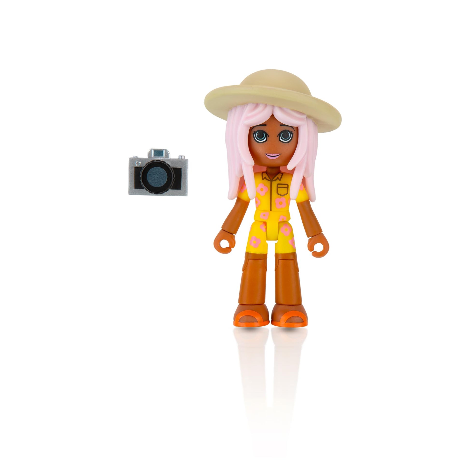 Livetopia Day at the Zoo Pack - Six 2.75-Inch Mix-and-Match Figures with Unique Accessories and Exclusive Virtual Item Code