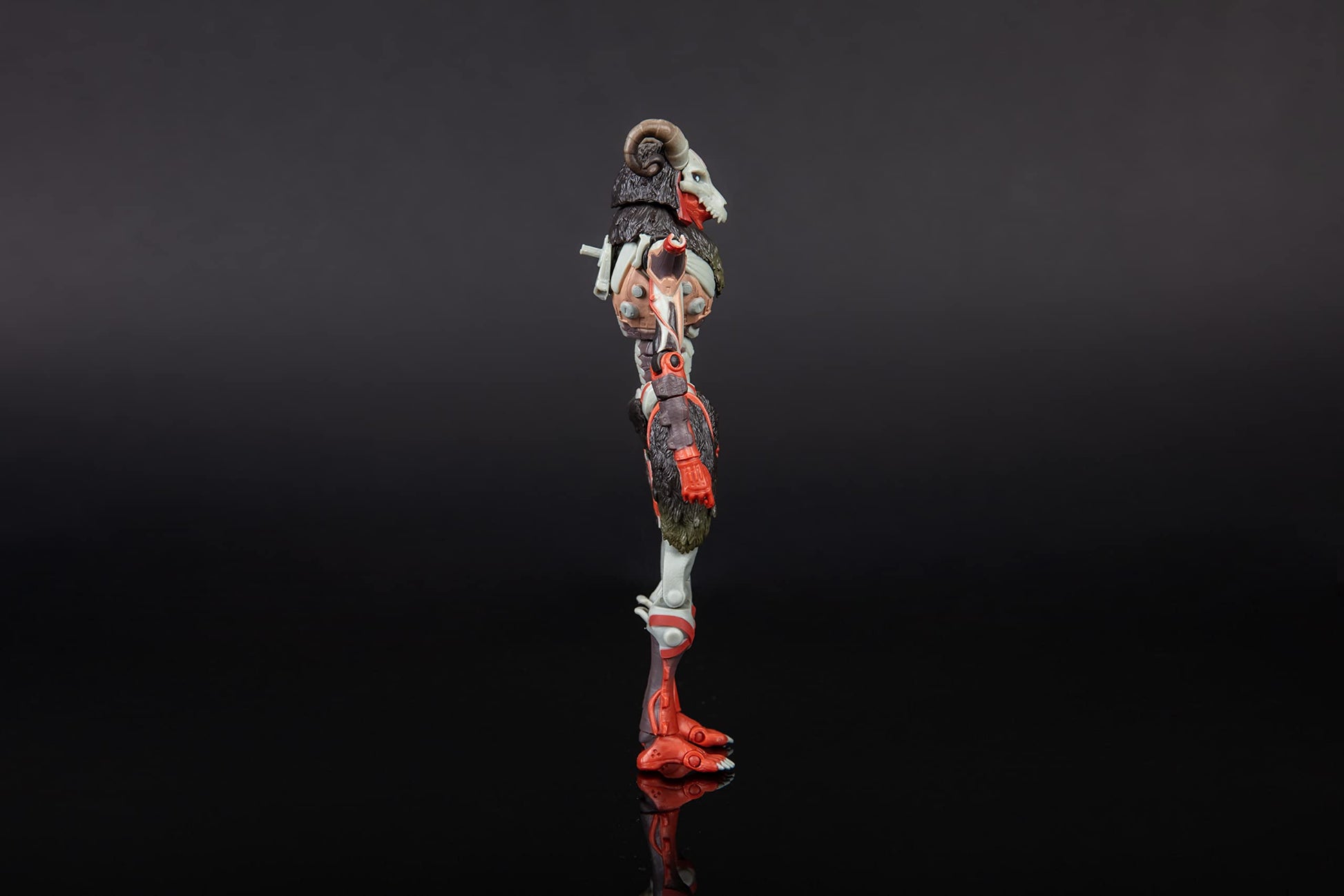 Electronic Arts Apex Legends Action Figure 6-Inch Revenant Collectible Legendary: Unholy Beast Skin