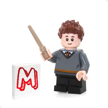 LEGO 2018 Harry Potter Minifigure - Seamus Finnigan (with Wand and Display Stand) 75953