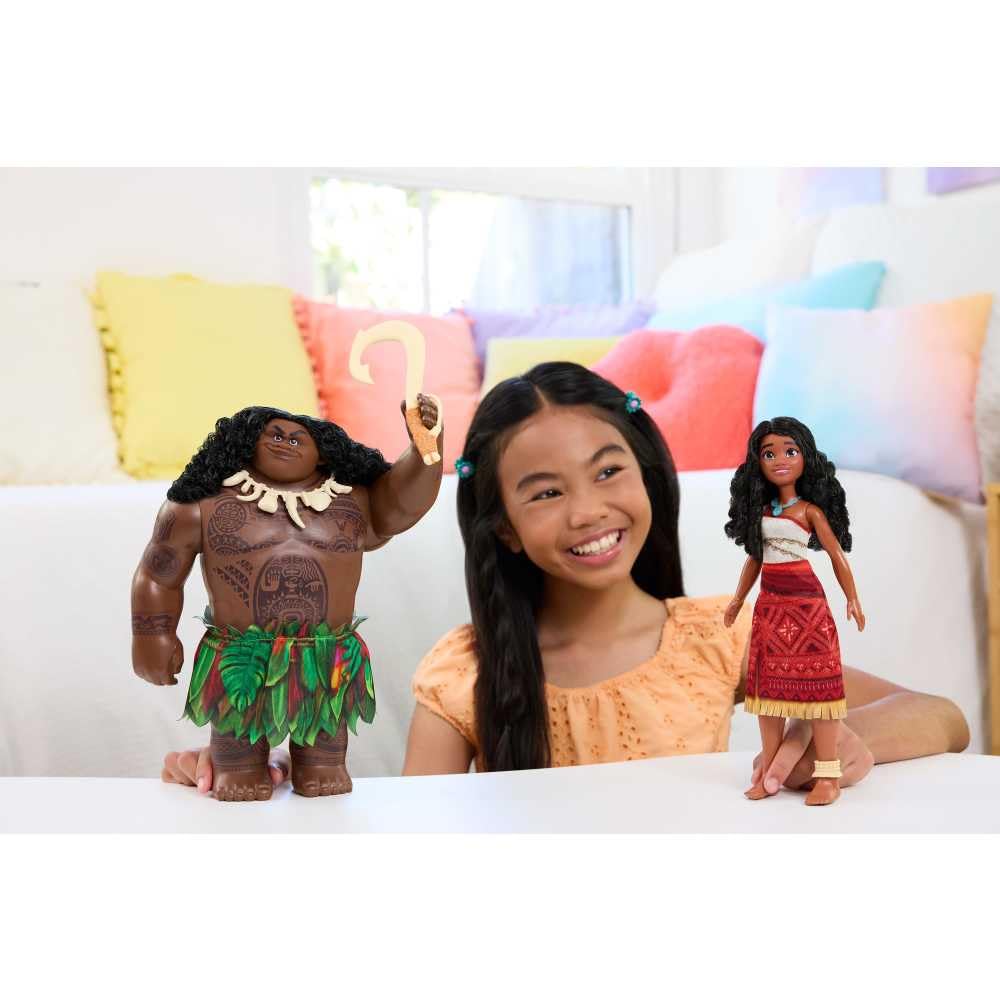 Mattel Disney Moana 2 Voyager 2 Doll Set, Moana & Maui Fashion Dolls in Removable Outfits with 4 Accessories, Inspired by the Movie